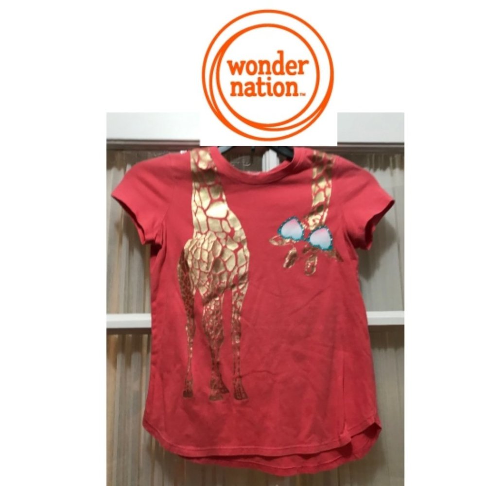 Wonder Nation short-sleeve top with gold giraffe imprint; girls' size M (7/8)